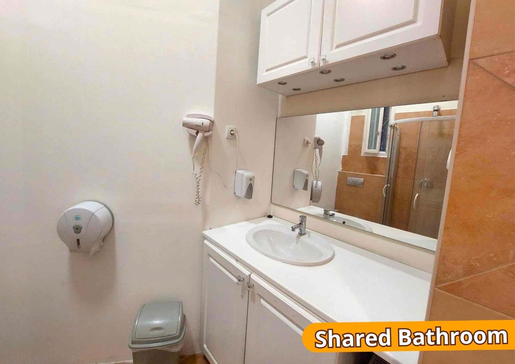Goodmo Budapest Smart Rooms Bagian luar foto